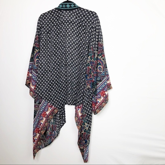 Flying tomato floral bohemian embroidered kimono - Picture 3 of 7